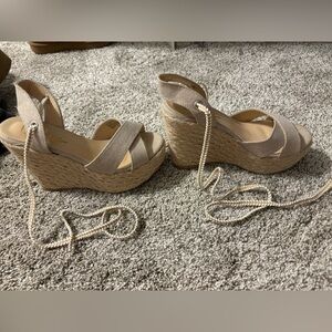 Lulu's size 5 Cream Espadrille Wedges with wrap up laces